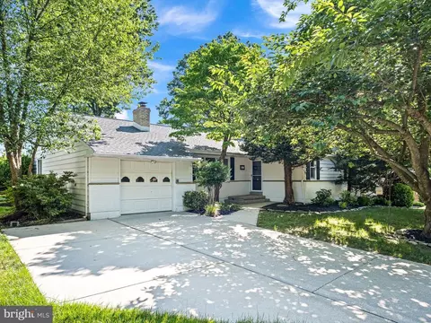 2407 Oakmere Rd, Wilmington, DE 19810