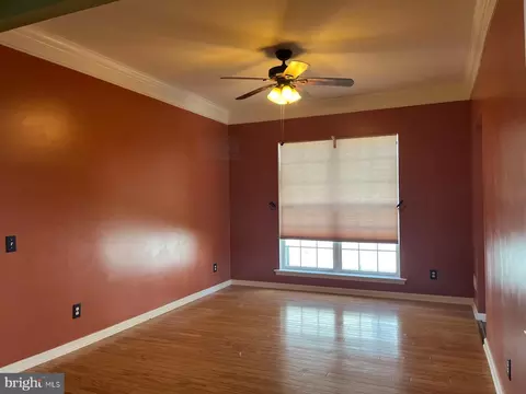 Living - 5 Compass Rose Way, Newark, DE 19702 photo 1 of 3