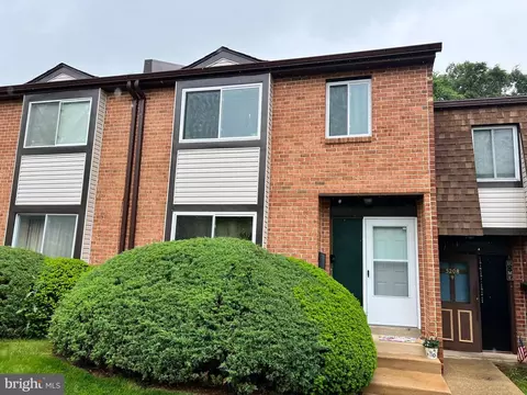 3207 Golf View Dr #3207, Newark, DE 19702