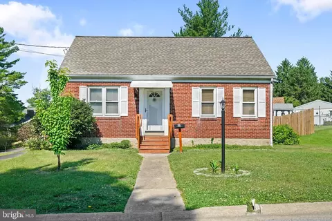 10 Gregg Ave, Wilmington, DE 19804