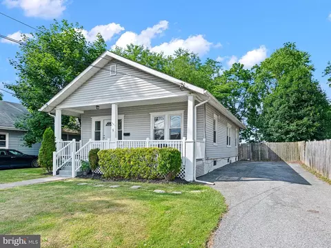 5 Elsmere Blvd, Wilmington, DE 19805