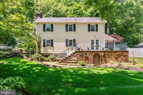 18 Adams Dam Rd, Rockland, DE 19732