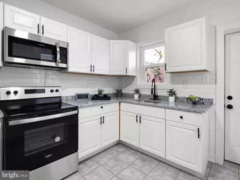 Kitchen - 307 E 24th St, Wilmington, DE 19802 photo 1 of 3