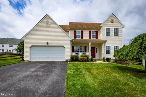 505 Umber Ct, Newark, DE 19702