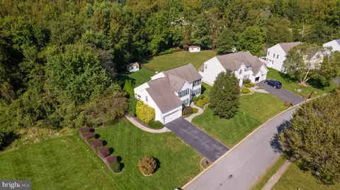 View/Area - 29 Crimson King Dr, Bear, DE 19701 photo 1 of 8