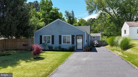 1405 E Willow Run Dr, Wilmington, DE 19805