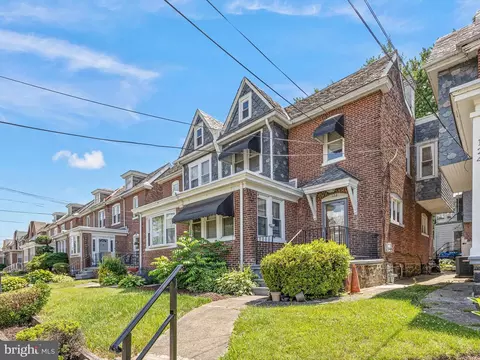 122 W 37th St, Wilmington, DE 19802