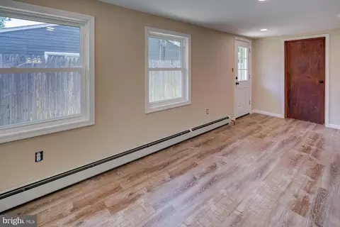 Other - 17 Chippendale Cir, Newark, DE 19713 photo 3 of 7