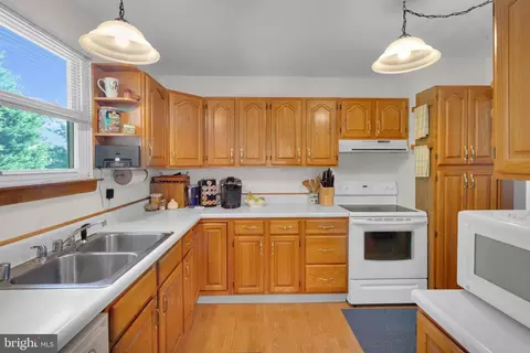 Kitchen - 21 Rawlings Dr, Bear, DE 19701 photo 1 of 2