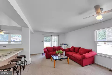 304 Paddington Dr, Bear, DE 19701 photo 8