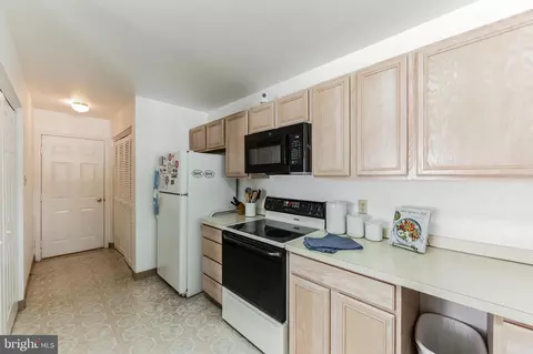 304 Paddington Dr, Bear, DE 19701 photo 14
