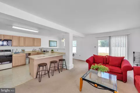 304 Paddington Dr, Bear, DE 19701 photo 10