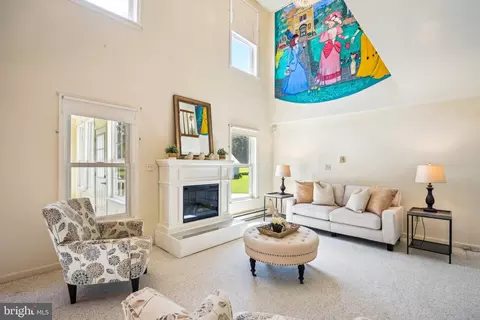Living - 520 Cullan Dr, Bear, DE 19701 photo 2 of 7