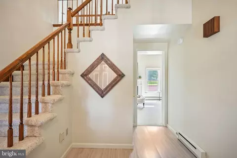 Entry Way - 520 Cullan Dr, Bear, DE 19701 photo 2 of 7