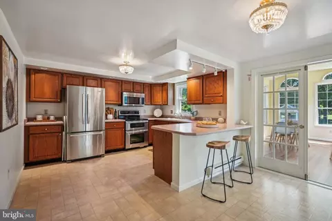 Kitchen - 520 Cullan Dr, Bear, DE 19701 photo 2 of 5