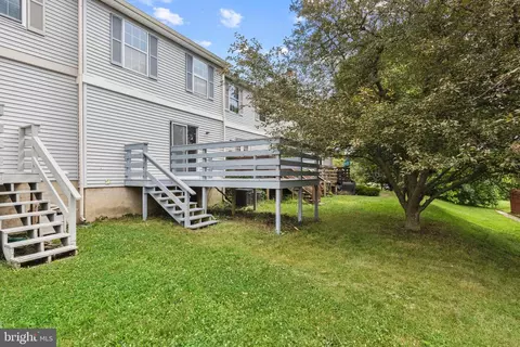 Exterior - 1007 Old Forge Rd, New Castle, DE 19720 photo 3 of 5