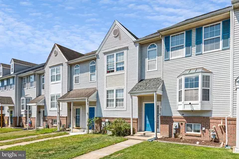23 Auckland Dr, Newark, DE 19702