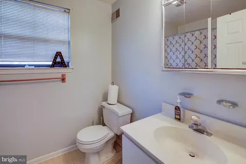 735 Fox Chase Cir, Bear, DE 19701 photo 26