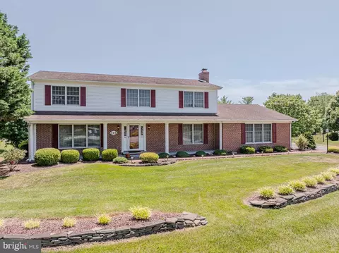 323 Manubay Ct, Bear, DE 19701