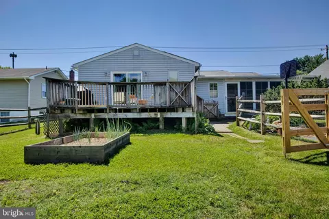 Exterior - 113 Main St, Townsend, DE 19734 photo 7 of 12