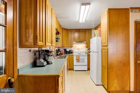 Kitchen - 113 Main St, Townsend, DE 19734 photo 1 of 3