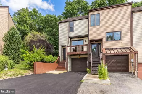 3243 Champions Dr, Wilmington, DE 19808