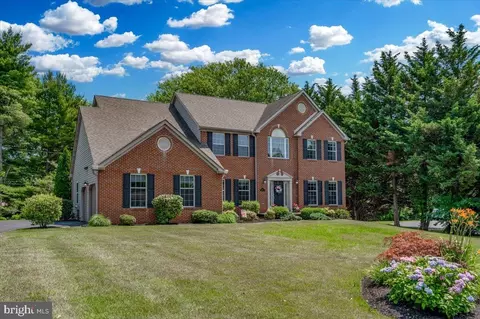 12 Sayers Ct, Wilmington, DE 19803