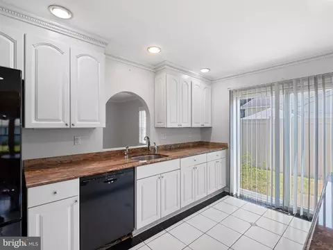 Kitchen - 20 Glyn Dr, Newark, DE 19713 photo 3 of 3