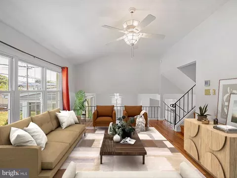 Living - 20 Glyn Dr, Newark, DE 19713 photo 7 of 12