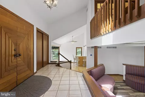 Entry Way - 113 Jupiter Rd, Newark, DE 19711 photo 1 of 5