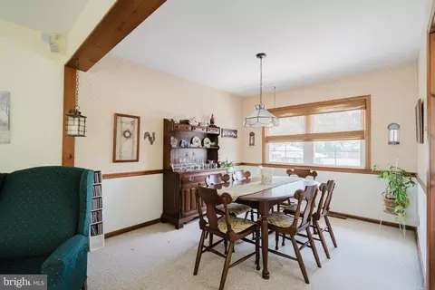Dining - 17 Argyle Rd, Newark, DE 19713 photo 1 of 2