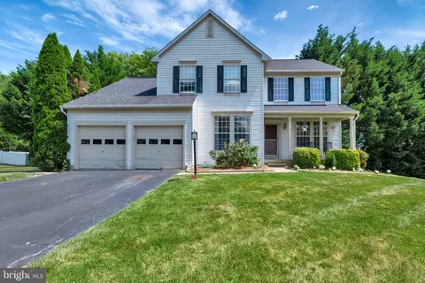 5 Crossan Ct, Wilmington, DE 19808