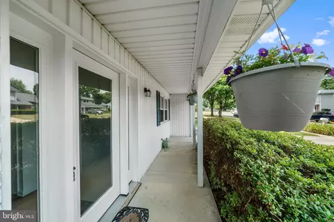 919 Devon Dr, Newark, DE 19711 photo 6