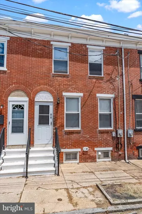 819 Clayton St, New Castle, DE 19720