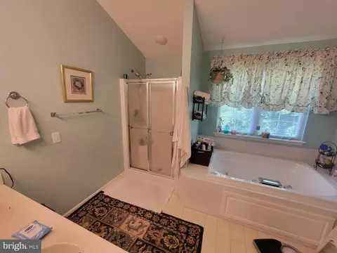 Bath - 6 Terwood Ct, Bear, DE 19701 photo 1 of 1