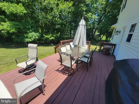 Exterior - 6 Terwood Ct, Bear, DE 19701 photo 4 of 6