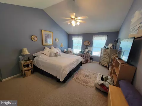 Bedroom - 6 Terwood Ct, Bear, DE 19701 photo 2 of 6