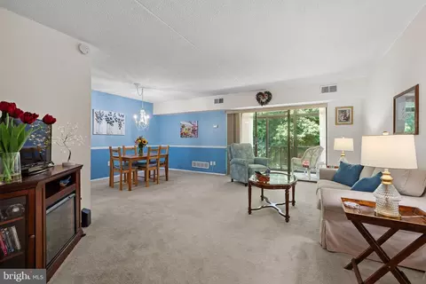 80 Welsh Tract Rd #205, Newark, DE 19713
