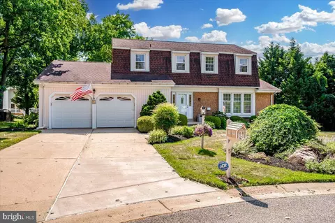 5 Butternut Ln, Wilmington, DE 19810