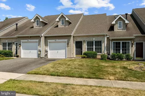 450 Sweetman Dr, Bear, DE 19701