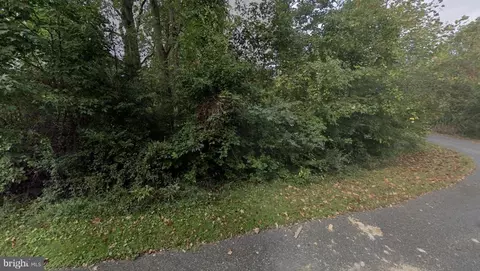 105 Clermont Dr, Bear, DE 19701 photo 2