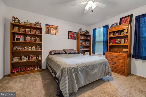 Bedroom - 325 Greybull Dr, Bear, DE 19701 photo 2 of 5