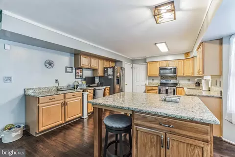 Kitchen - 325 Greybull Dr, Bear, DE 19701 photo 2 of 2