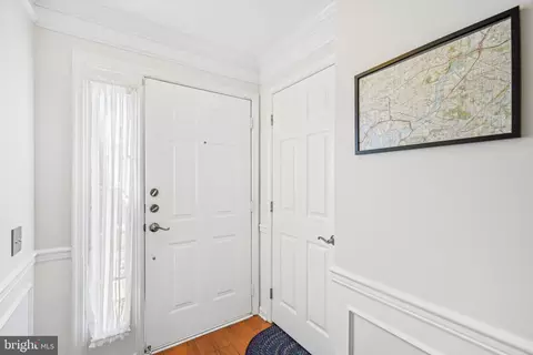 Entry Way - 21 Lisa Dr, Newark, DE 19702 photo 2 of 10