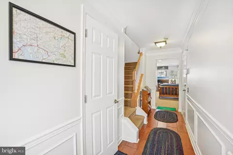 Entry Way - 21 Lisa Dr, Newark, DE 19702 photo 1 of 10