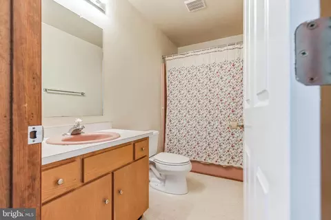 Bath - 116 Leanne Dr, Middletown, DE 19709 photo 1 of 1