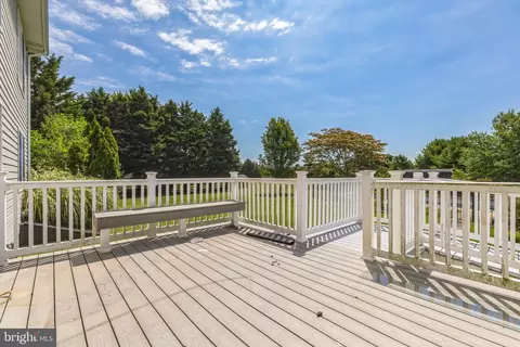 Exterior - 116 Leanne Dr, Middletown, DE 19709 photo 7 of 8