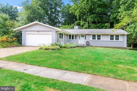 3350 Morningside Dr, Wilmington, DE 19810