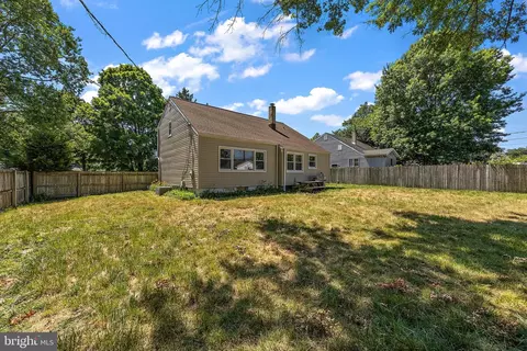 Exterior - 5 Monterry Dr, Newark, DE 19713 photo 4 of 6