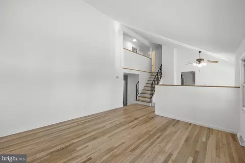 Living - 5 Monterry Dr, Newark, DE 19713 photo 2 of 2